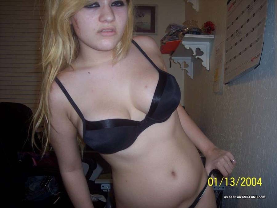 Galería de una chica amateur posando para su novio
 #76129303