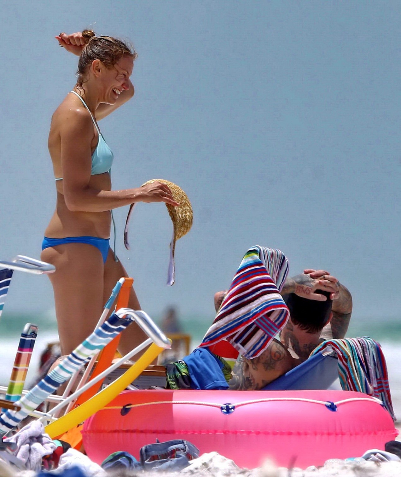 Cameron Diaz shows ass crack wearing a skimpy bikini on a beach in Florida #75191745