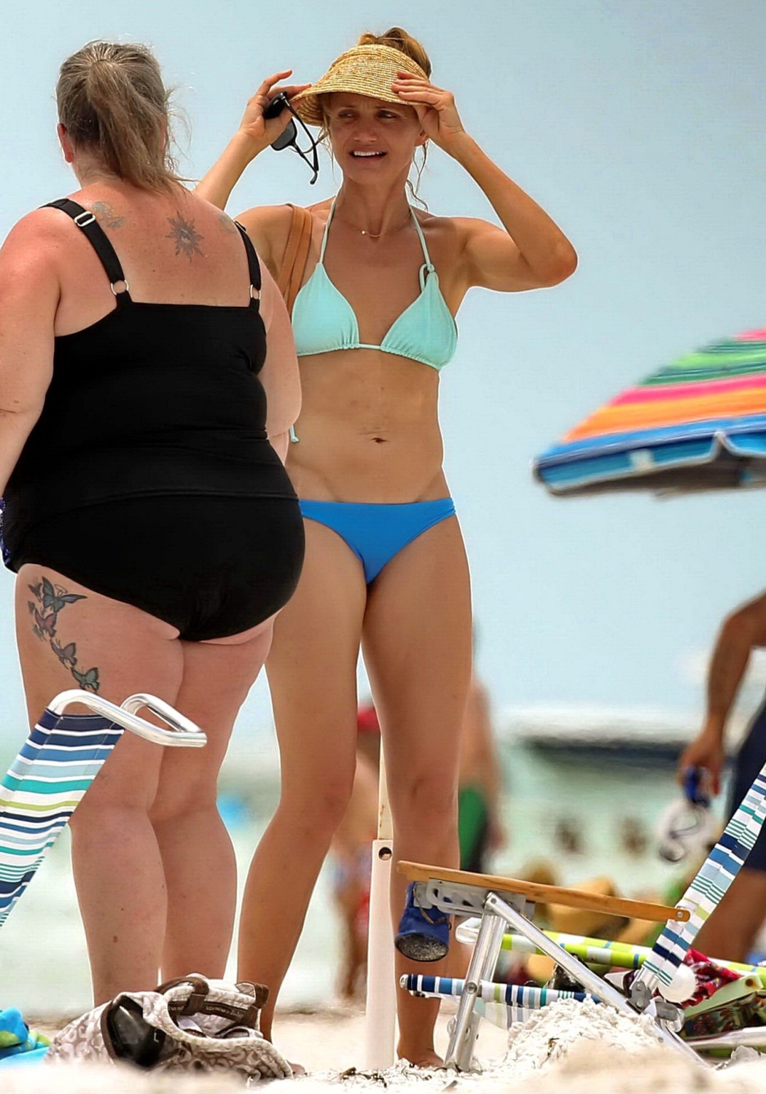 Cameron Diaz shows ass crack wearing a skimpy bikini on a beach in Florida #75191780