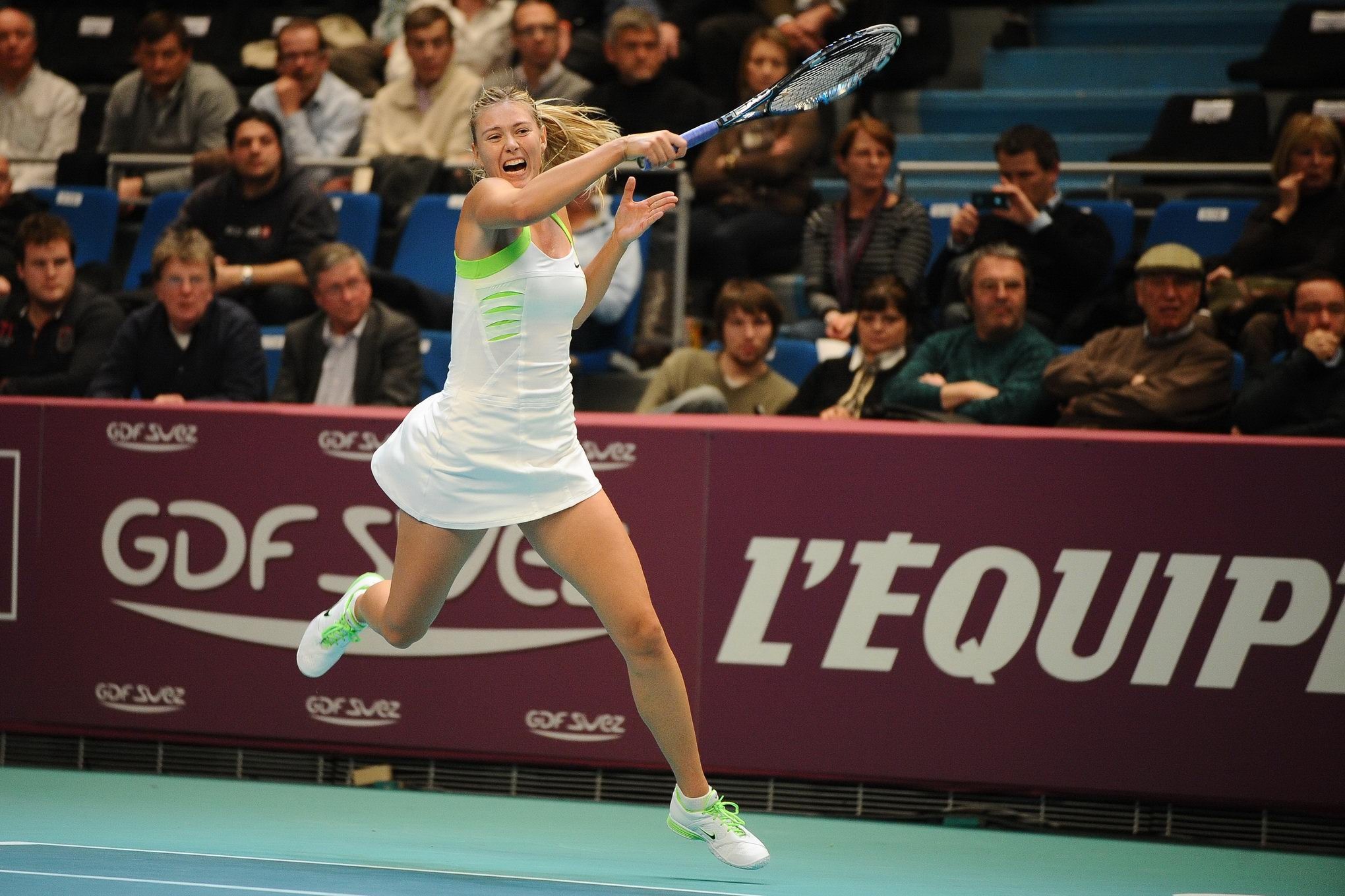 Maria Sharapova flashing her panties at the quarter final of 2012 Open GDF Paris #75273354