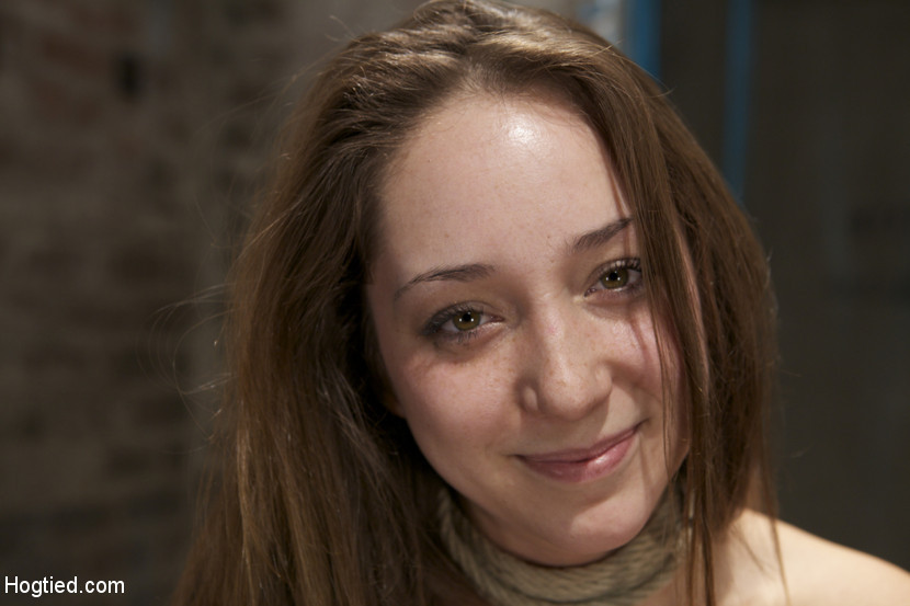 Remy lacroix riecht nach Unschuld. Doch wenn die Fesseln angelegt werden, verwandelt sie sich in
 #72009444