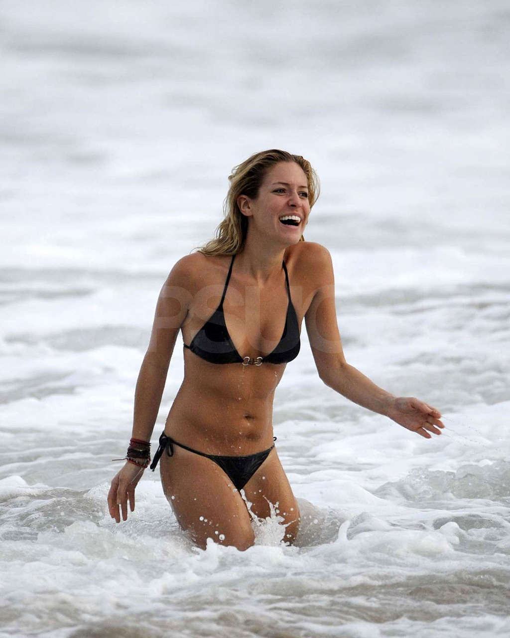 Kristin cavallari guardando molto sexy in bikini e senza top
 #75348395