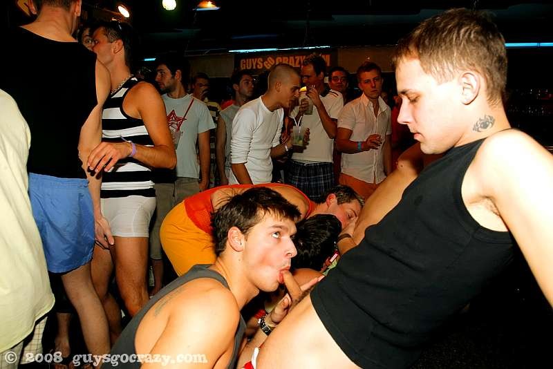 Gays ravaging studs bottoms with a big cucumber #76985952