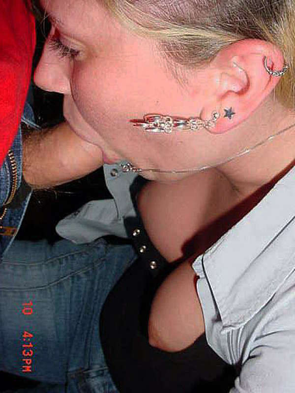 Bitches giving BJs #68157019