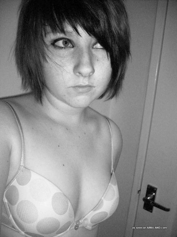 Bonita amateur gfs
 #68294185