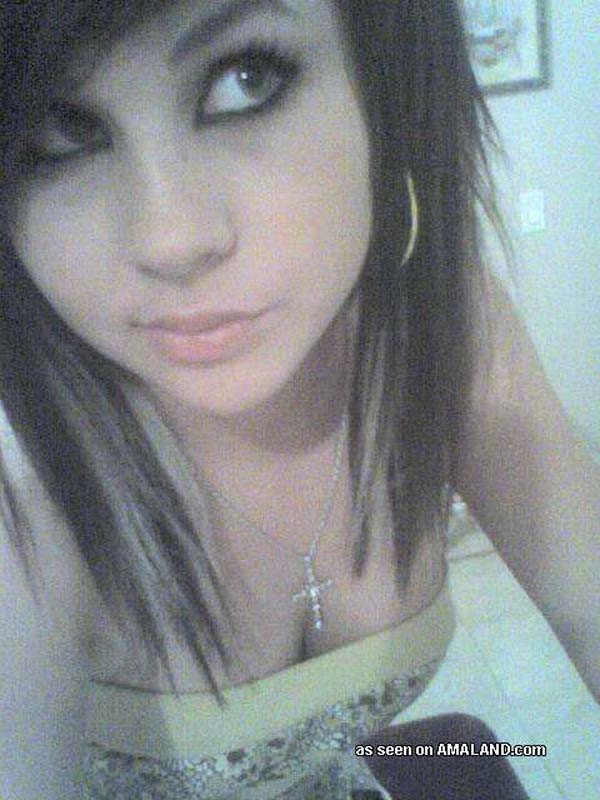 Bonita amateur gfs
 #68294235