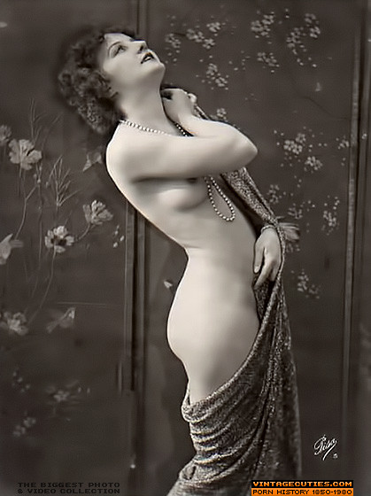 Art nudes of vintage models with mouthwatering bodies #72445270