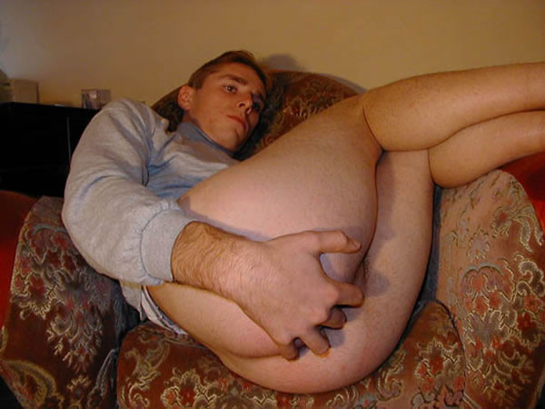 Amateur cachondo masturbándose
 #77008278