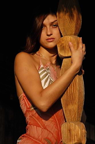 Morena abre los muslos outdoorsammo325@cox.net
 #75110390