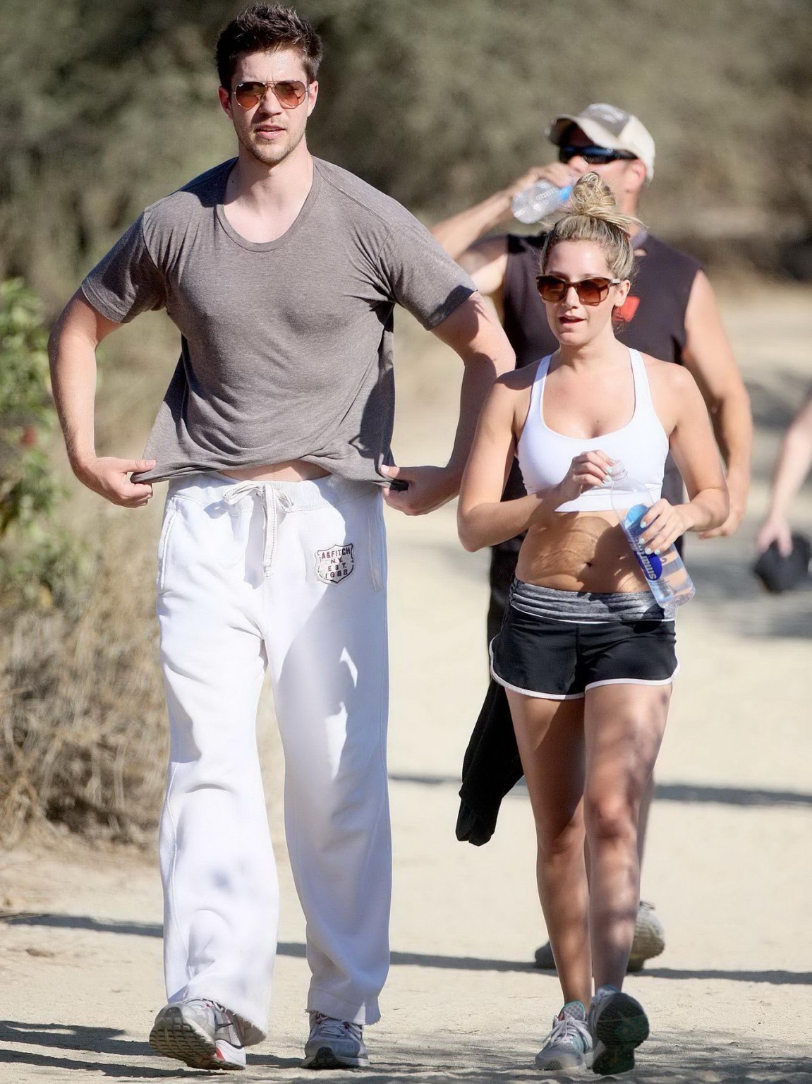 Ashley Tisdale en short de sport pour une randonnée dans le Runyon Canyon à La Havane.
 #75255266