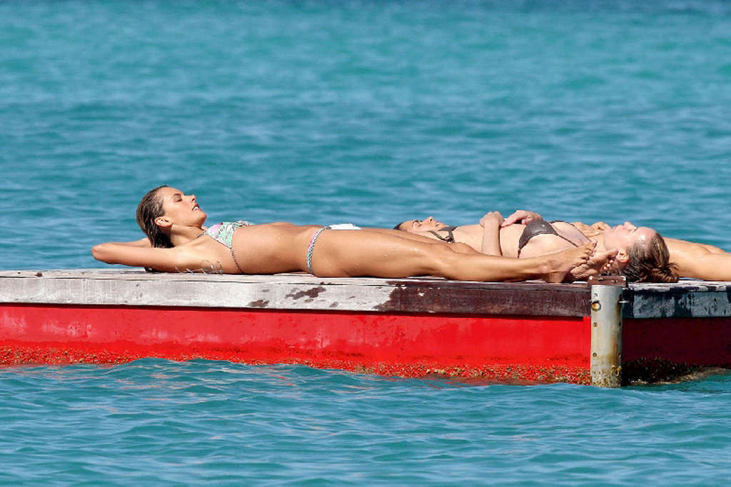 Alessandra Ambrosio shooting for some magazine in bikini  #75374763