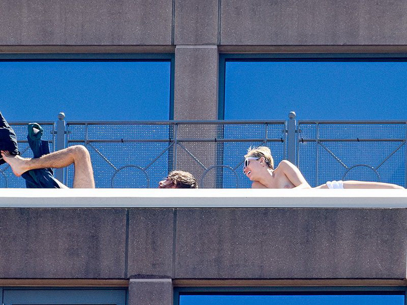 Miley Cyrus tanning topless at the hotel balcony in Sydney #75183724