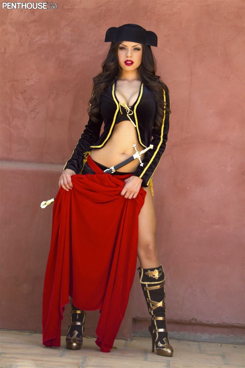 Yurizan Beltran is the hottest matador we have ever seen #74740996