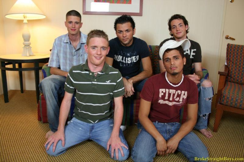 Five amateur college straight guys in their first gay orgy #76979715