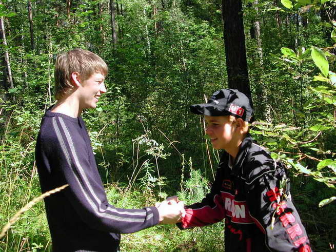 Heißes Twink-Fleisch wird im grünen Wald penetriert!
 #76968719