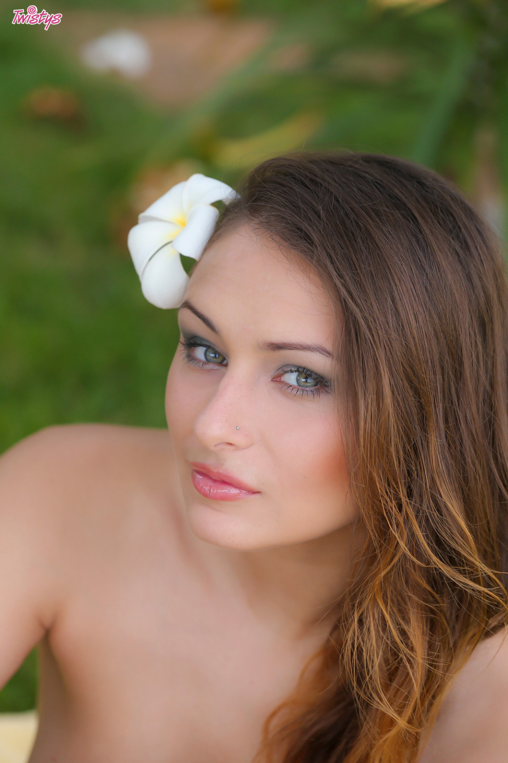 Yaryna en flor floreciente
 #74679443