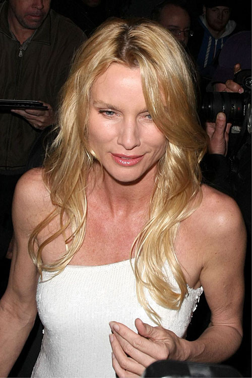 Nicollette Sheridan nice upskirt in car paparazzi pictures #75402765