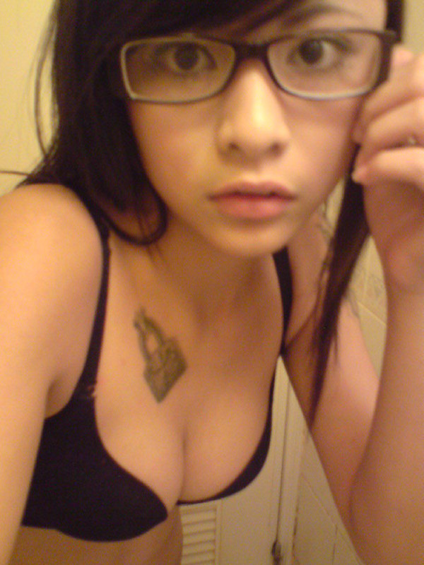 ホットでセクシーな素人のアジアンハニー
 #69905043