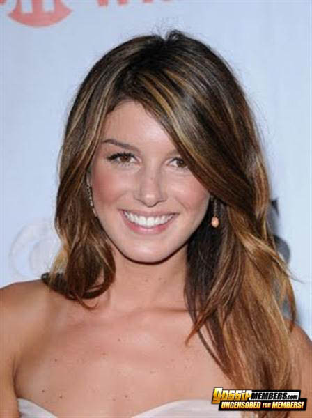 Shenae Grimes caught in revealing outfits #75141536