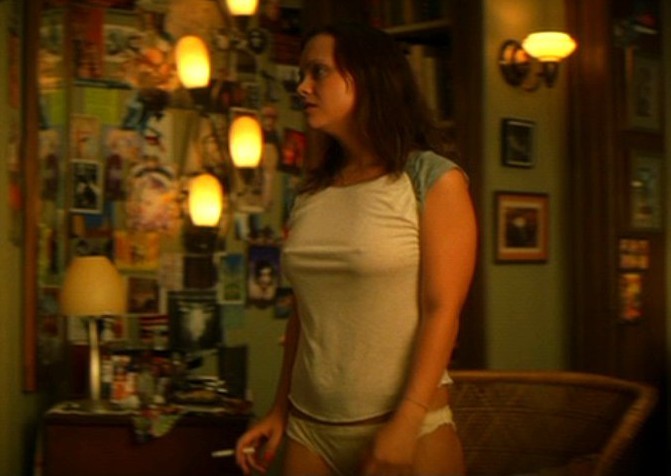 Christina ricci faunts ihre Brüste und massive pokies
 #74922848