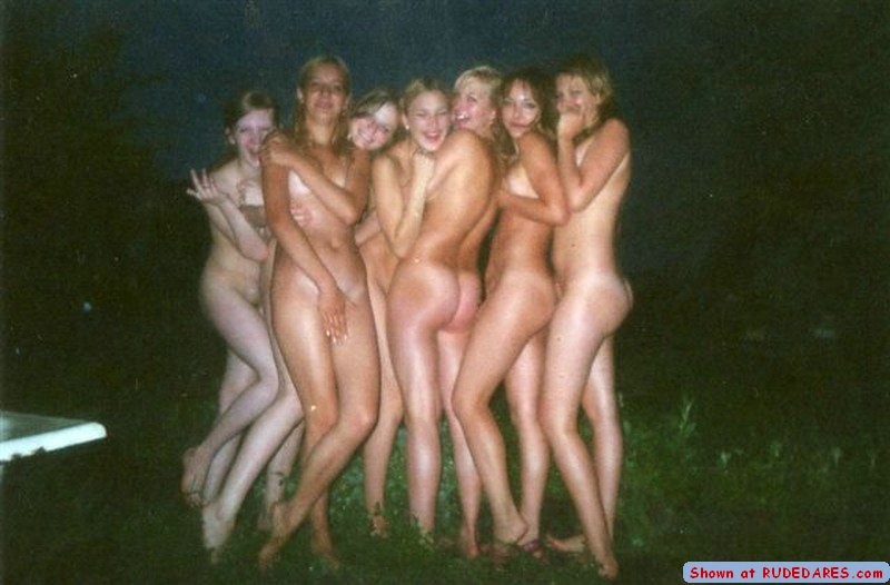 Amateur hotties atrapado desnudo
 #67511384