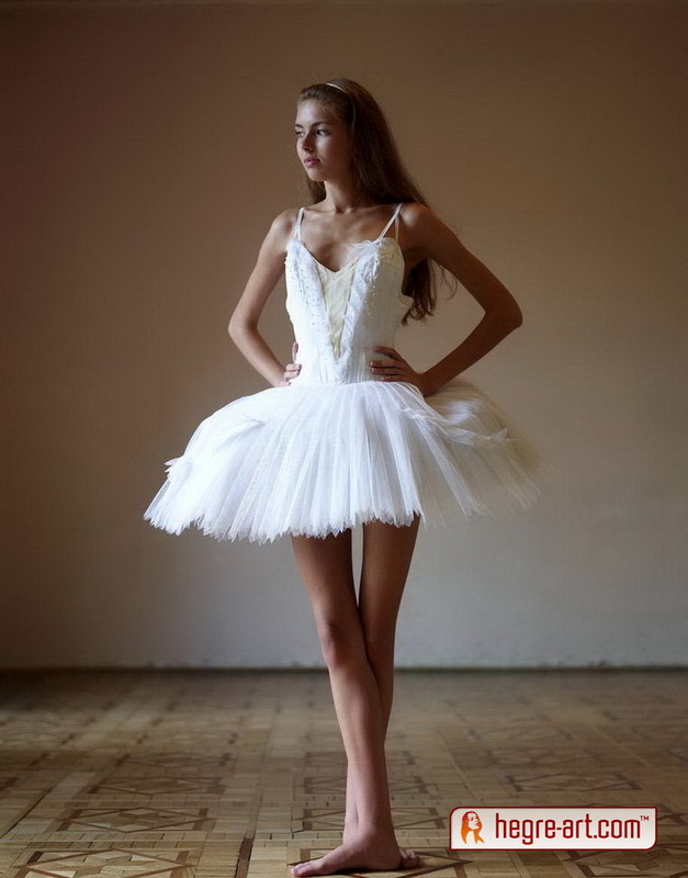 Skinny ballerina with small tits posing naked #79348176