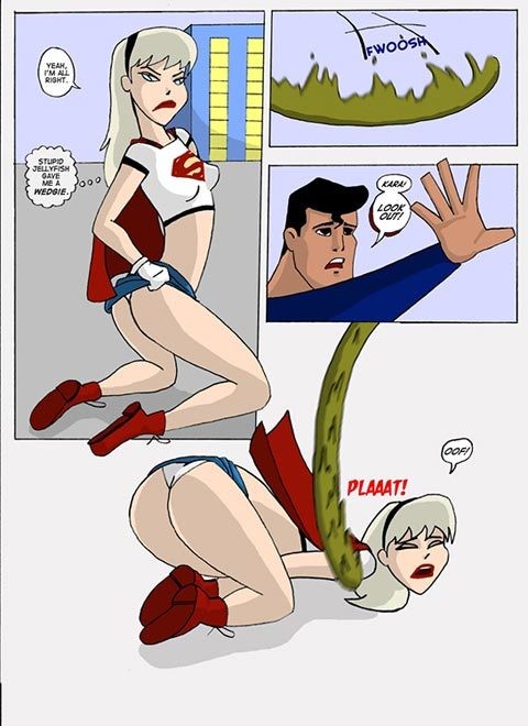 Zartes Supergirl füllt ihren Mund mit einem heißen Sperma 
 #69631673