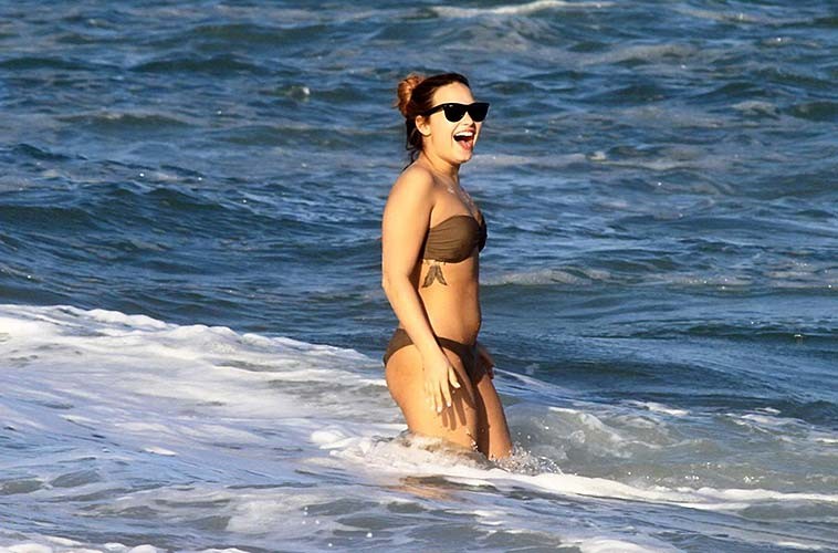 Demi Lovato exposing sexy body and hot ass in bikini on beach #75265719