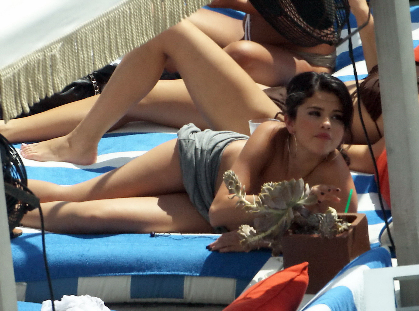 Selena Gomez fully naked by the pool in Miami #75243848