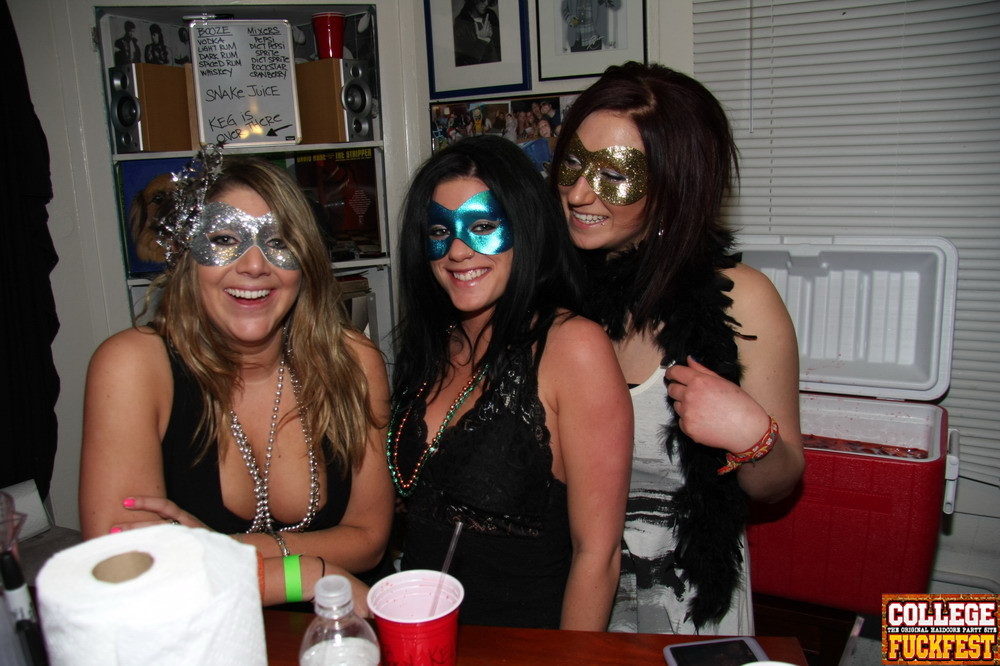 Awesome mardi gras party with plenty of super hot teen whores #67173466