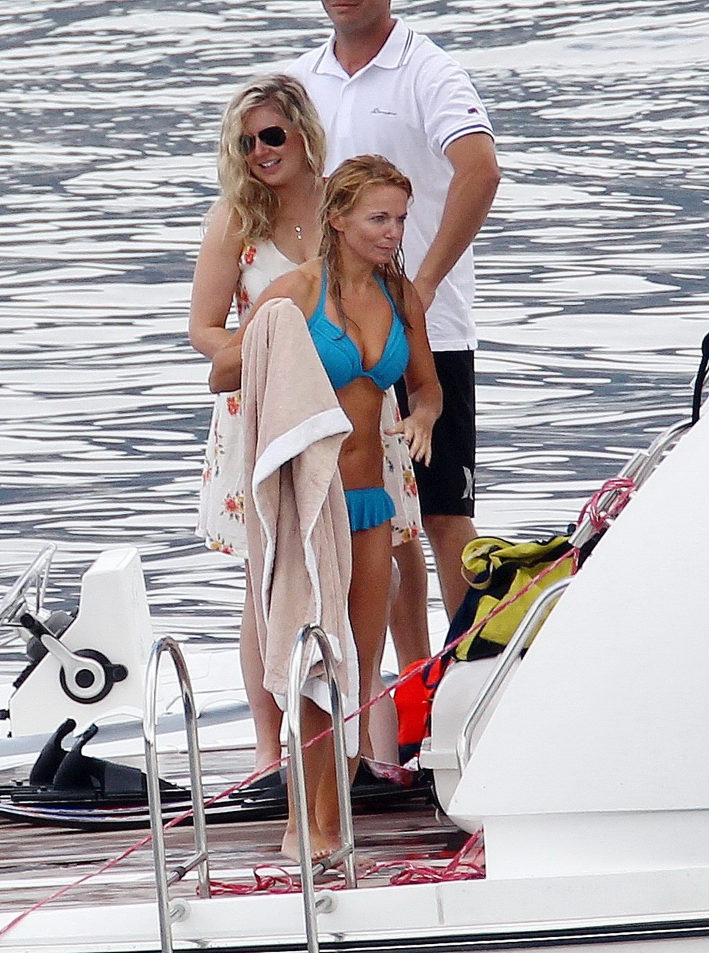 Geri Halliwell in topless su una barca a Saint Tropez
 #75299483