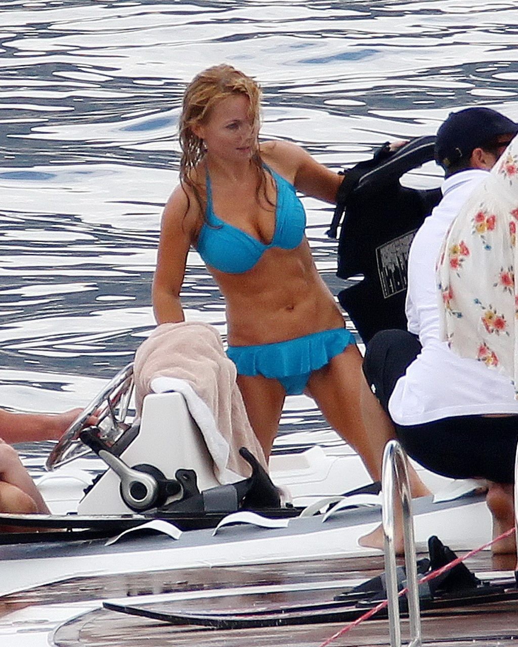 Geri Halliwell in topless su una barca a Saint Tropez
 #75299504