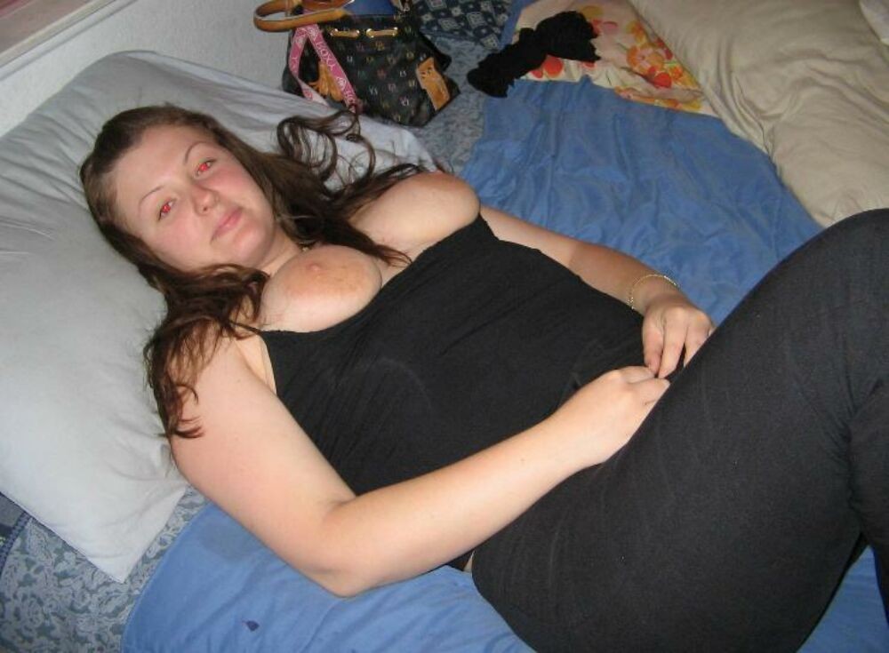 Big Tit Gfs exposing thier racks of big tits gallery 7 #67754975