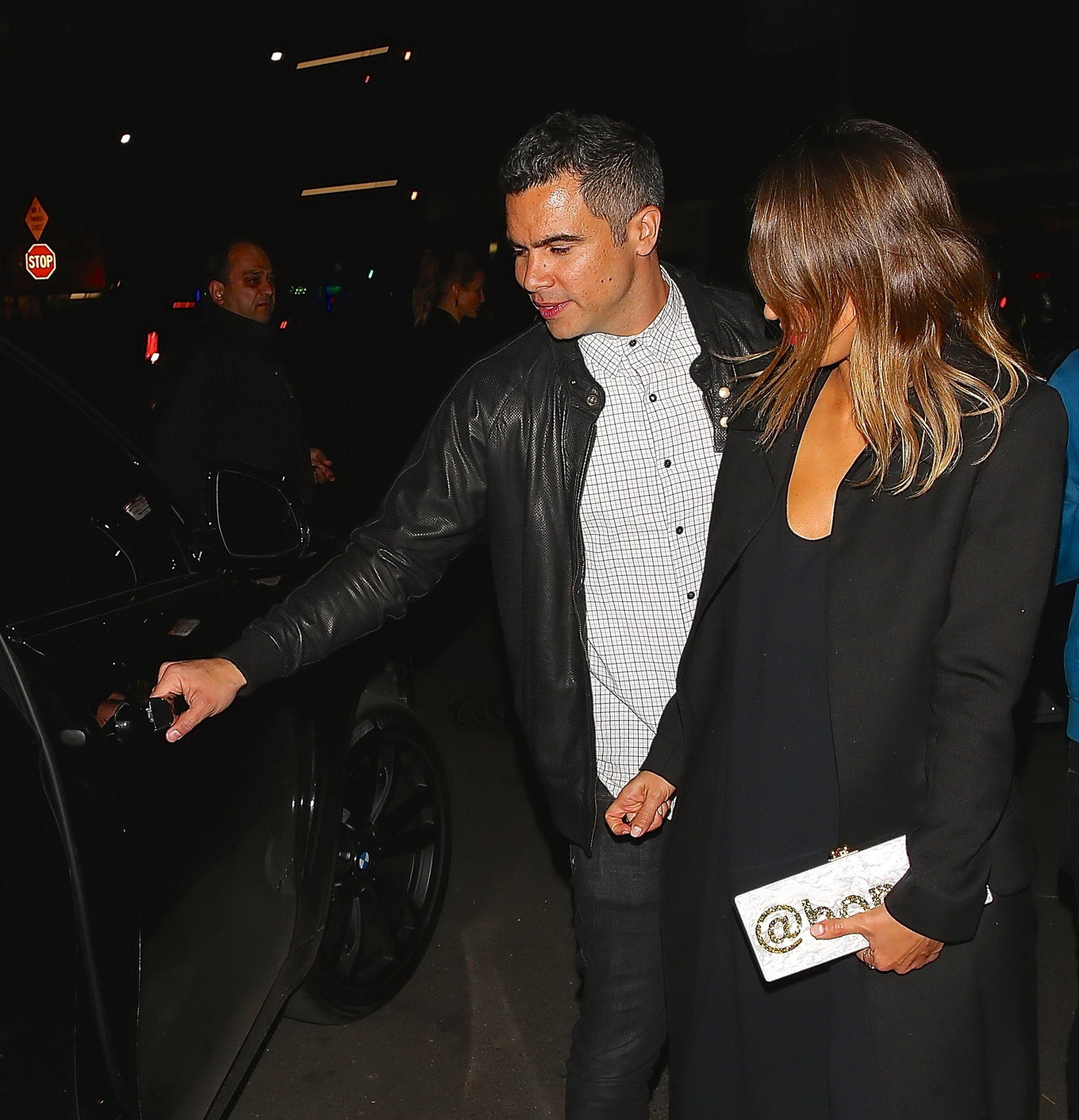 Jessica Alba shows cleavage leaving a club in Los Angeles #75170707