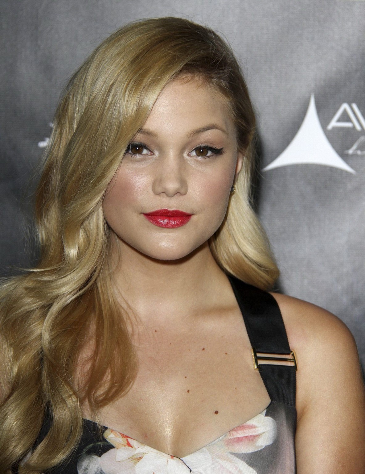 Olivia Holt showing big cleavage in a tight floral dress for the Industry Dance  #75186129