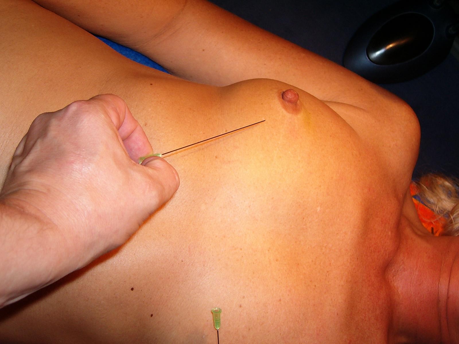 Mature needle torture and breast skewering punishment of german slavegirl Tri #72087340