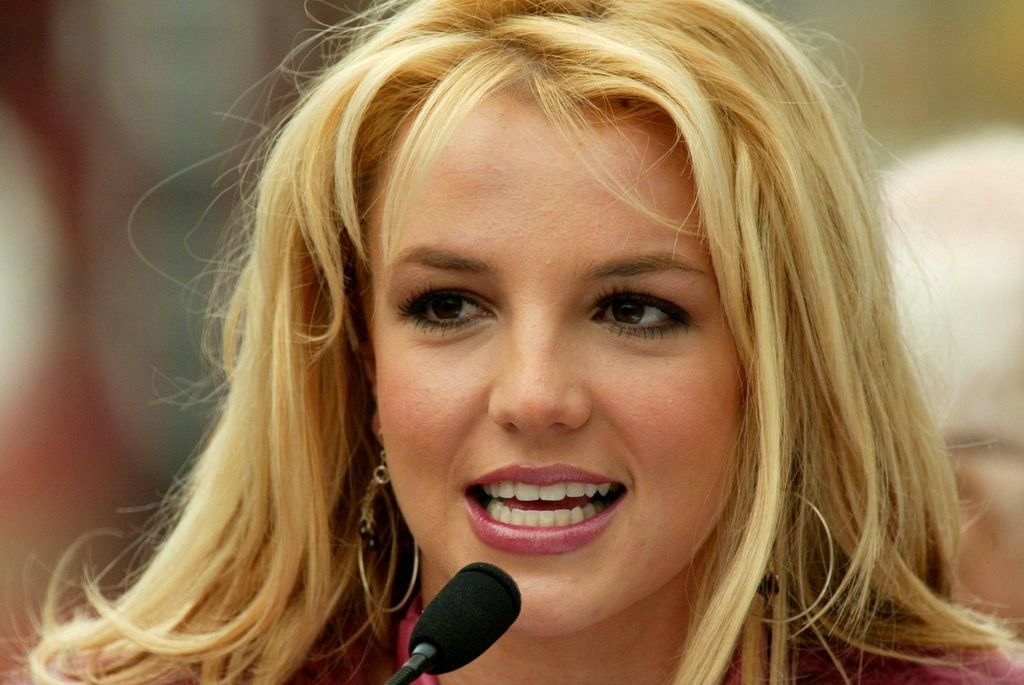 Hot pop star Britney Spears boobs #75438764
