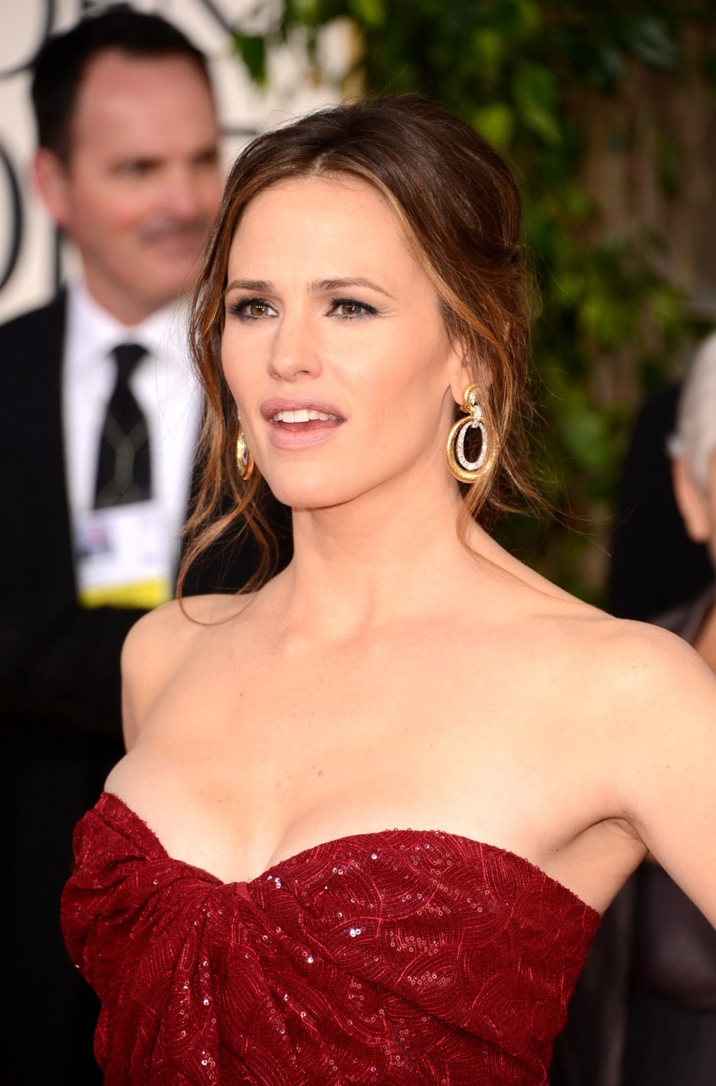 Jennifer Garner shows huge cleavage wearing a red low cut dress for 70th Annual  #75243698