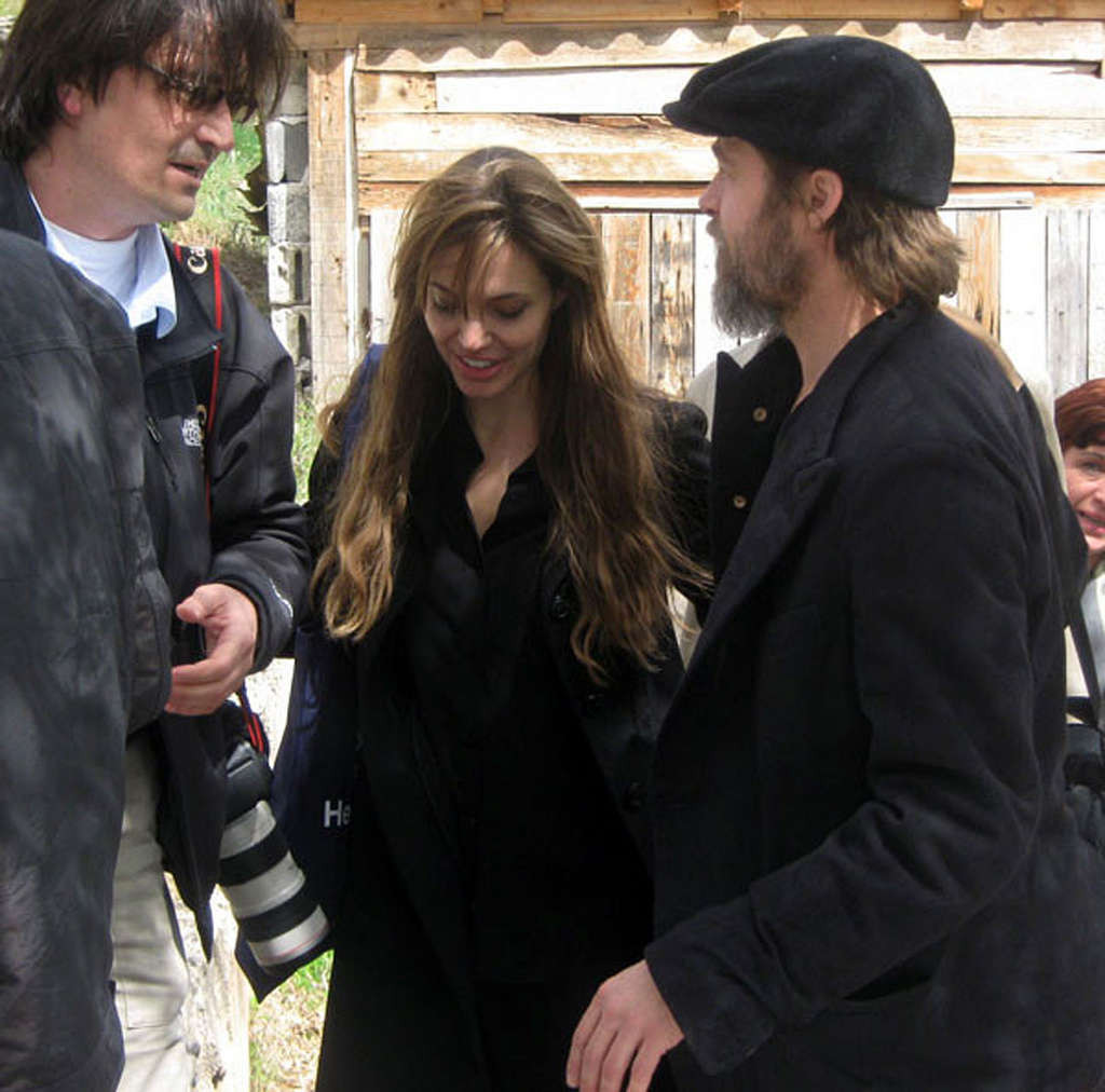 Angeline Jolie the first photos of visiting refugee camps #75354286