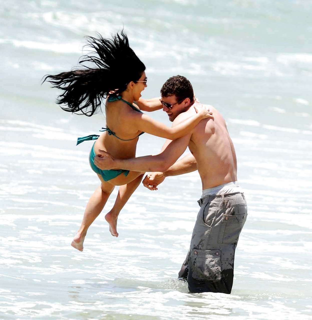 Kim Kardashian exposing her nice body in bikini with boyfriend #75276419