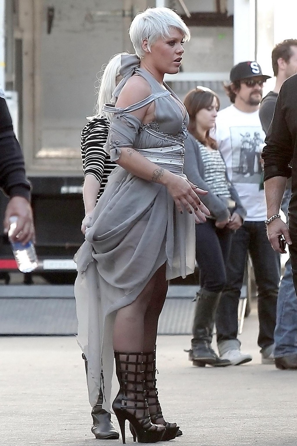 Pink showing huge cleavage on the music video set in LA #75324873