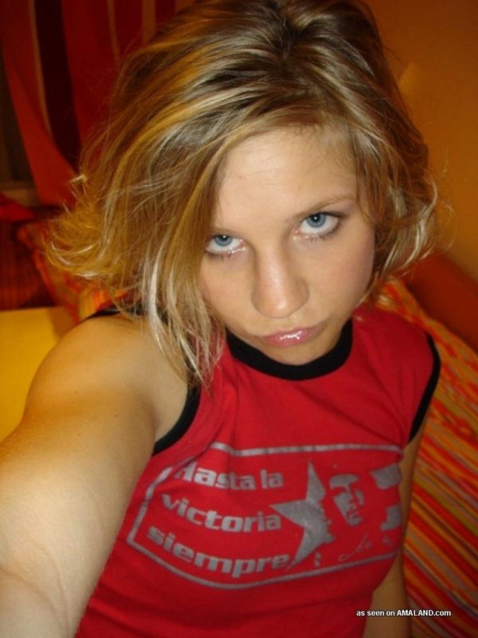 Sammlung eines Amateur-Camwhoring-Babes beim Muschi-Spielen
 #67646955