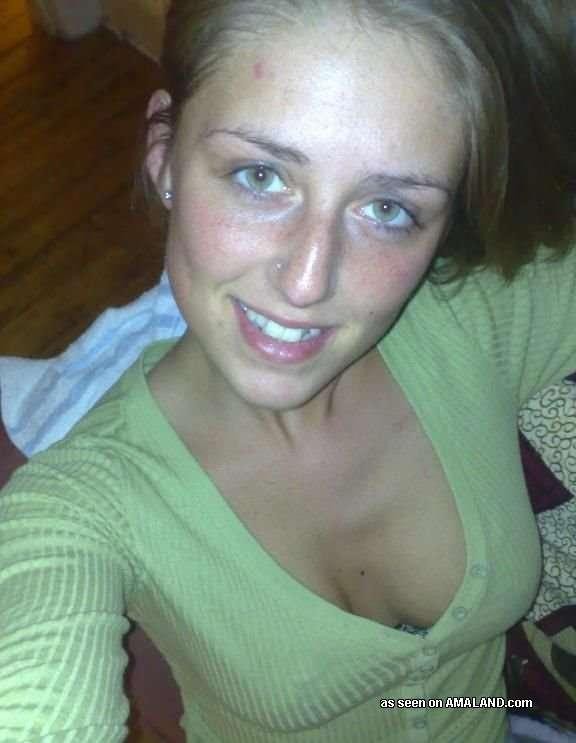 Wild scene chick flashing her pierced tits while camwhoring #75695502