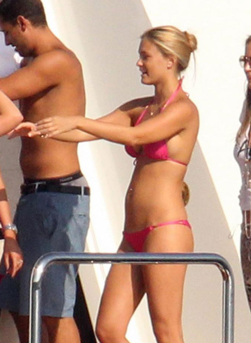Bar Rafaeli showing her cute ass in thong bikini #75312674
