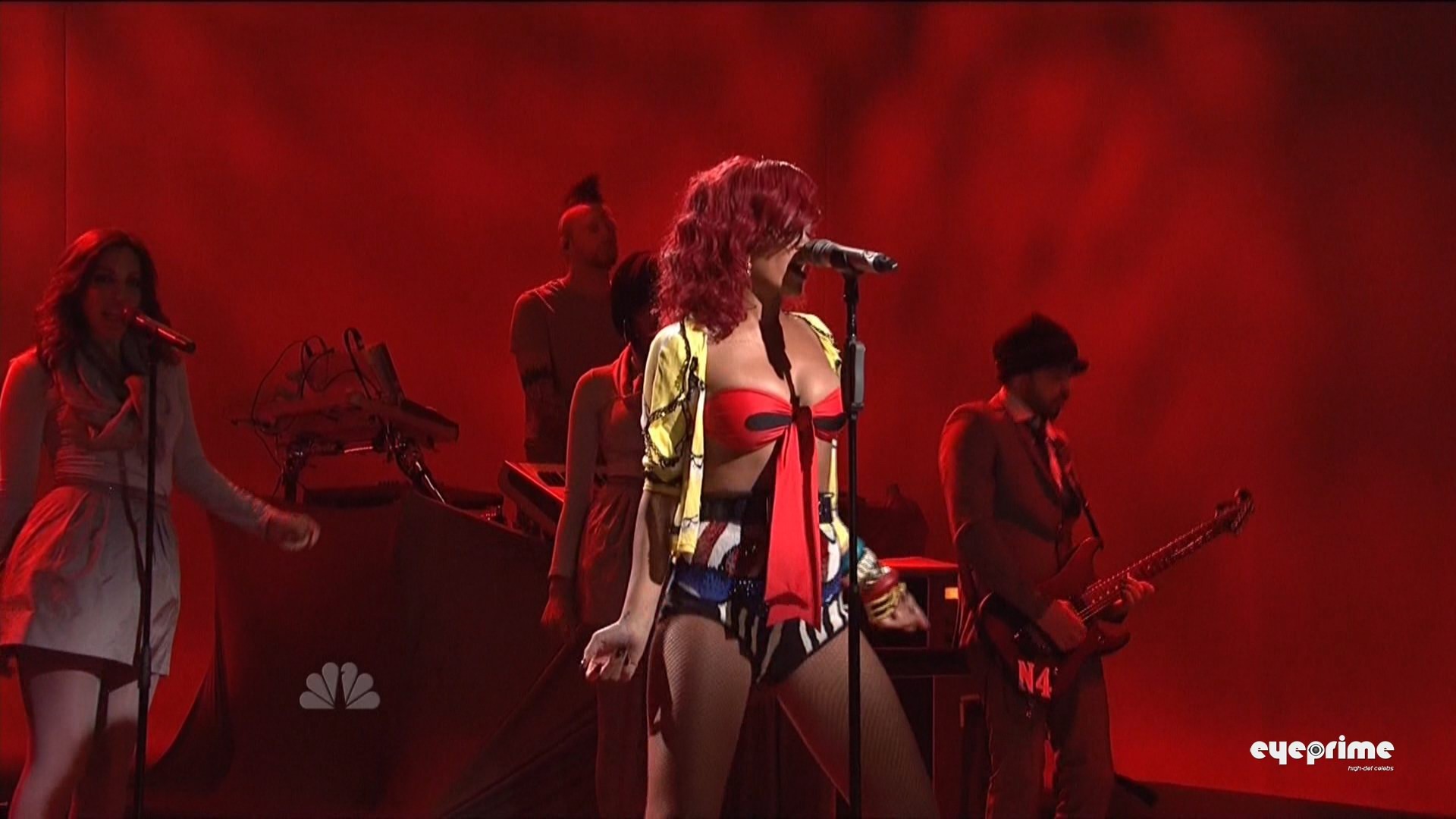 Rihanna slipping out of her skimpy strapless top while performing at Saturday Ni #75328202