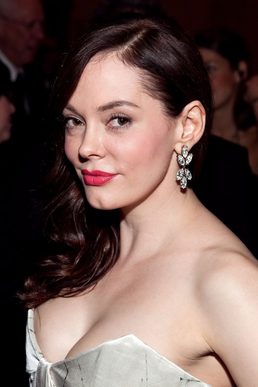 Rose McGowan showing massive cleavage in strapless dress at USO Gala in Washingt #75330169