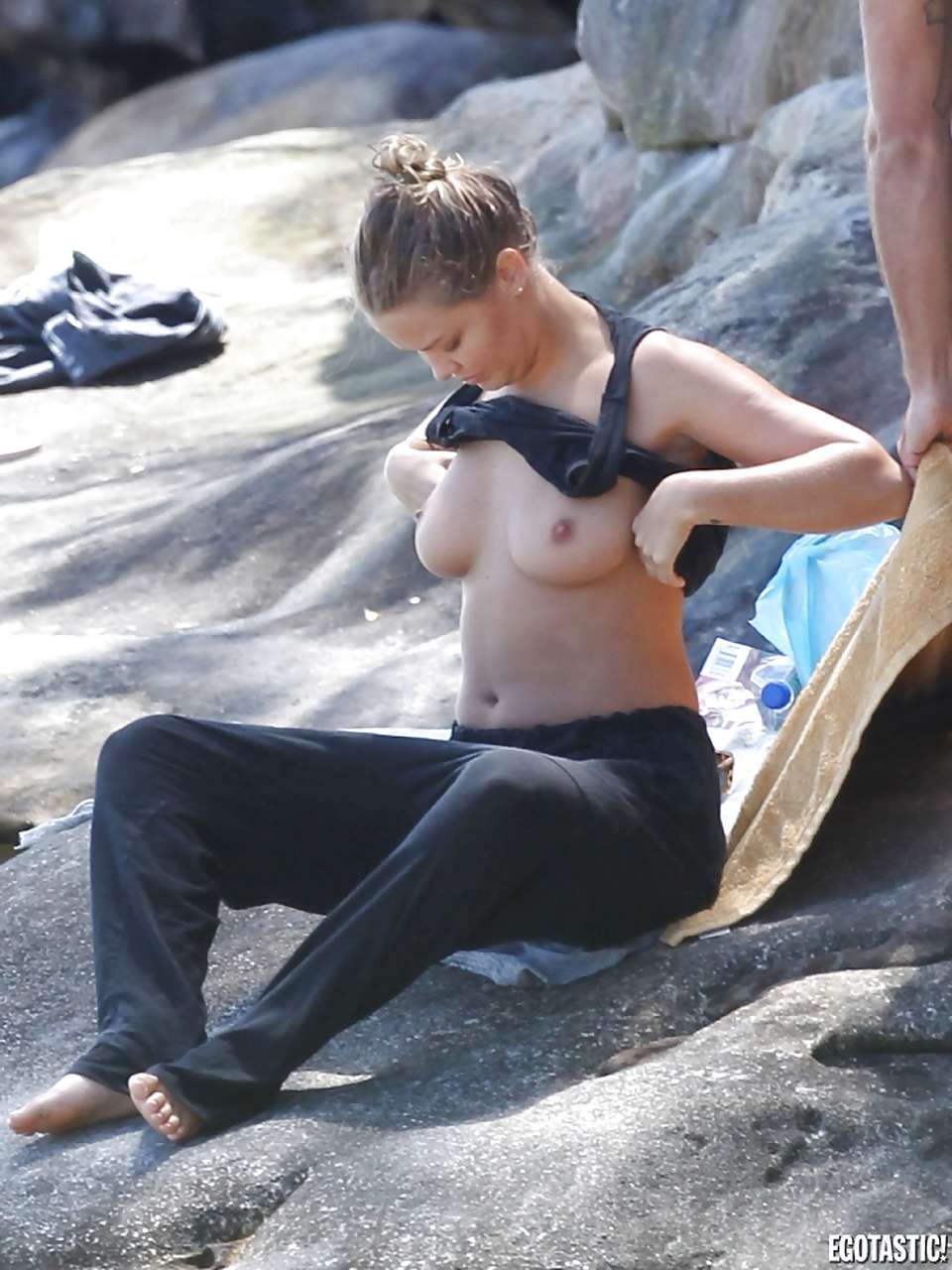 Lara Bingle exposing her nice big boobs on beach paparazzi pictures #75276043