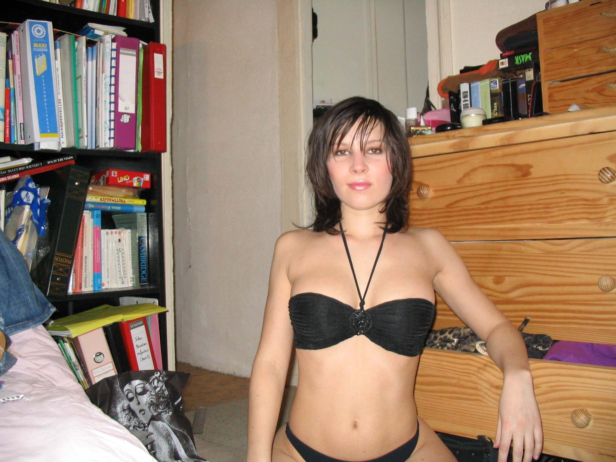 Fotos von einem nackten Mädchen in meinem Zimmer
 #67892572