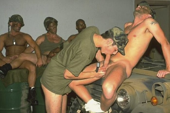 Dirty commandos having oral fun on a halt after hard service #76919039
