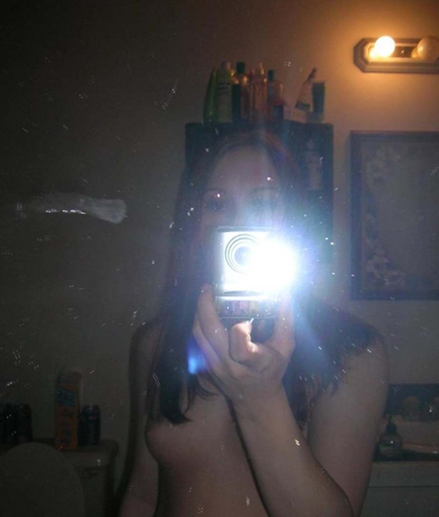 キュートな素人娘たちはポーズをとるのが大好き
 #68398210